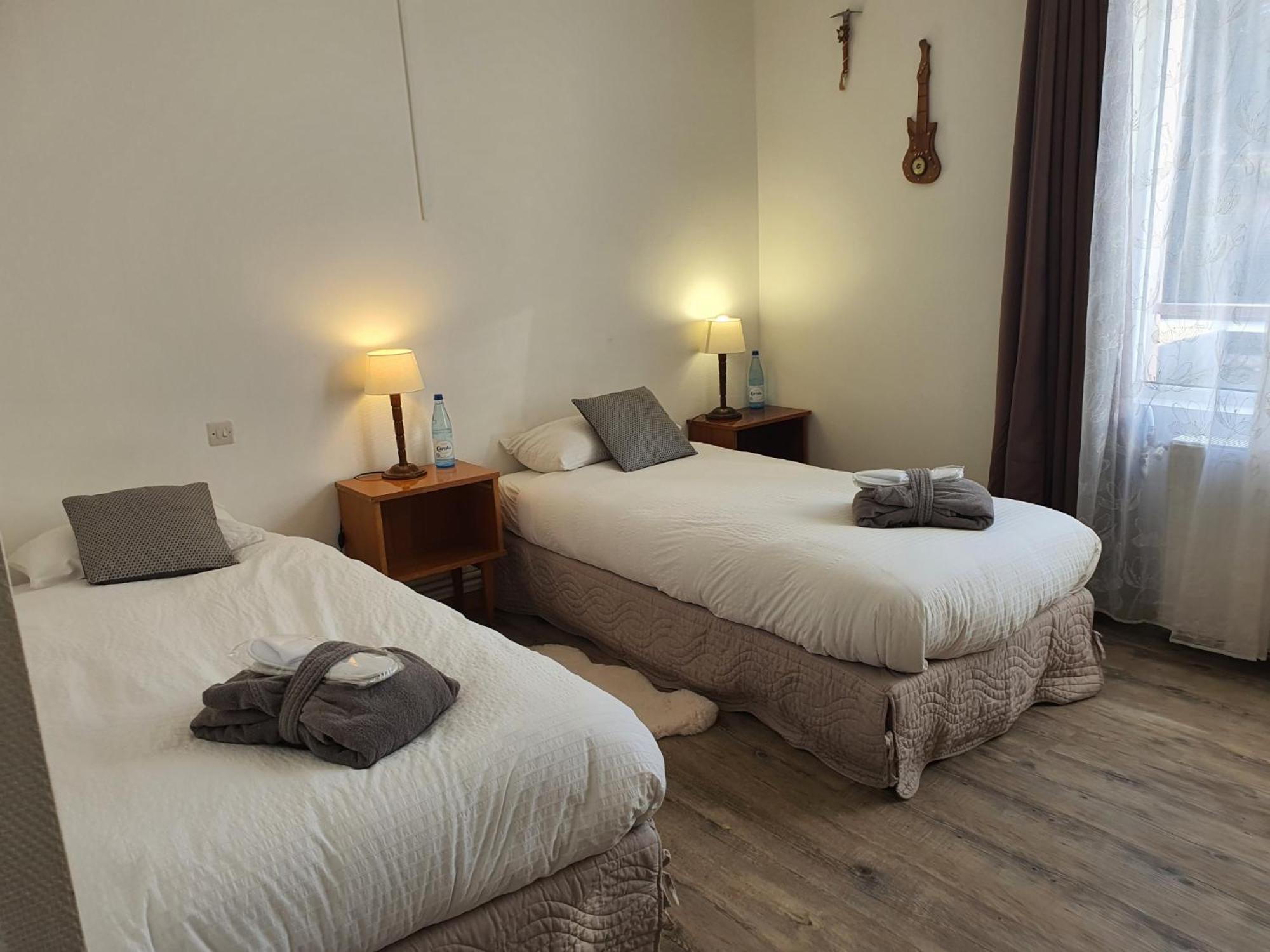 Hotel De La Promenade Bains-les-Bains Dış mekan fotoğraf